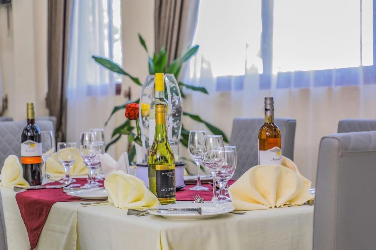 Roseau Hotel And Spa 곤다르 외부 사진