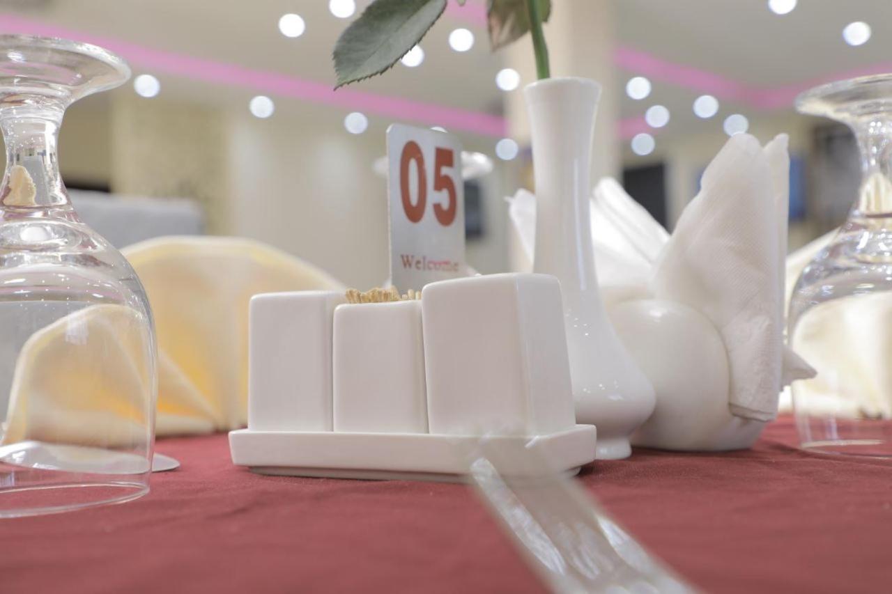 Roseau Hotel And Spa 곤다르 외부 사진